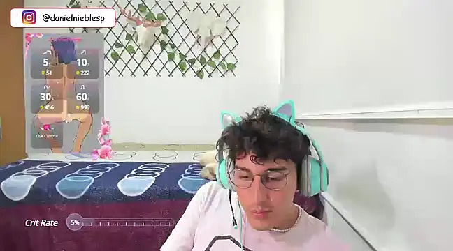 Snapshot of Jackson_Careyy chatting on February 6, 2025, 9:38 pm Jackson Careyy online show from February 6, 2025, 9:38 pm