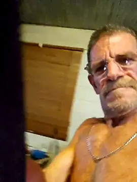 Snapshot of Daza67 chatting on December 20, 2025, 9:23 am Daza67 online show from December 20, 2025, 9:23 am