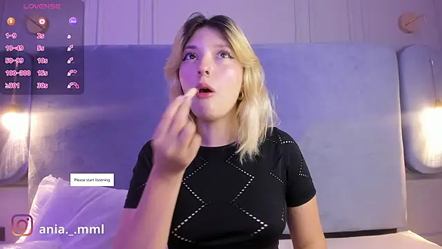 Ania jones online show from September 25, 2025, 8:04 pm