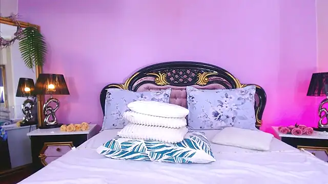 MyaJenson online show from November 12, 2025, 5:33 am