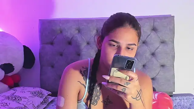 mabellfox online show from February 25, 2026, 8:14 am