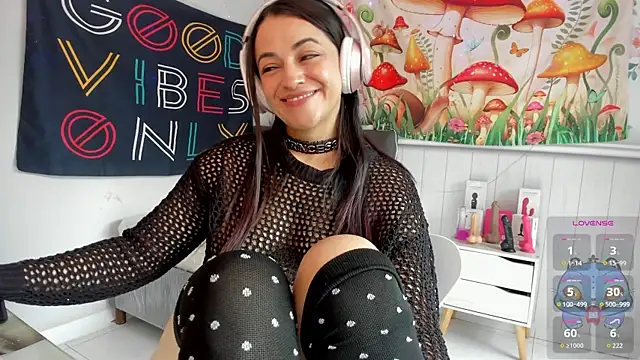 Snapshot of LovelyAzucena chatting on November 26, 2025, 1:55 pm LovelyAzucena online show from November 26, 2025, 1:55 pm