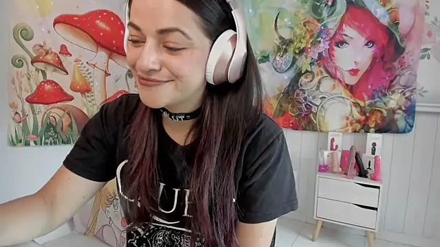 Snapshot of LovelyAzucena chatting on September 27, 2025, 2:56 pm LovelyAzucena online show from September 27, 2025, 2:56 pm