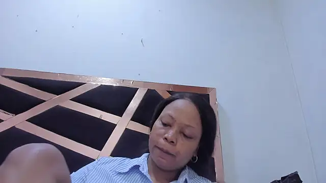 Snapshot of Cholatin chatting on July 1, 2026, 12:49 pm Cholatin online show from July 1, 2026, 12:49 pm