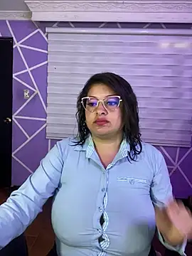 MiiaaJoness online show from July 30, 2026, 3:44 pm