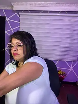 MiiaaJoness online show from July 29, 2026, 3:11 pm