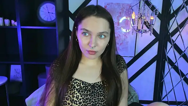 Snapshot of ChloeSunny chatting on June 3, 2026, 2:07 pm ChloeSunny online show from June 3, 2026, 2:07 pm