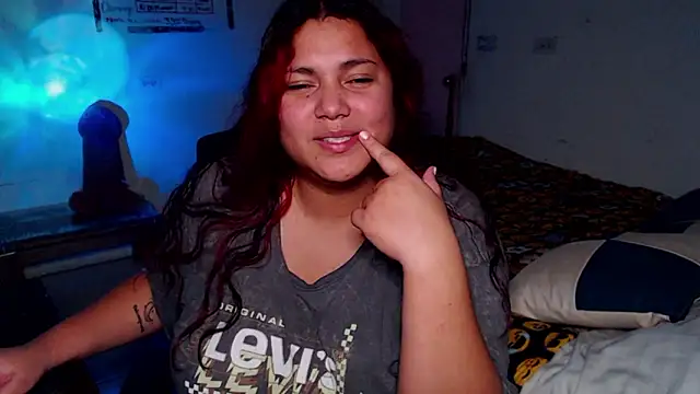 Snapshot of girl_milk2 chatting on March 3, 2026, 3:57 am girl milk2 online show from March 3, 2026, 3:57 am