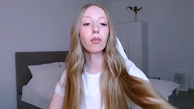 Luna insniity online show from January 31, 2026, 9:02 pm