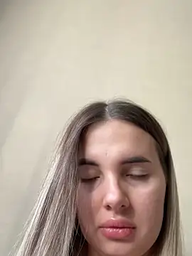 Donna Evans online show from October 18, 2025, 3:30 am