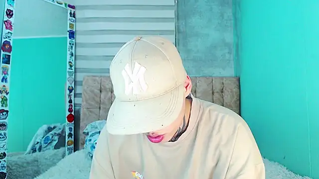 Snapshot of _justinmoon2 chatting on November 23, 2025, 4:55 am justinmoon2 online show from November 23, 2025, 4:55 am