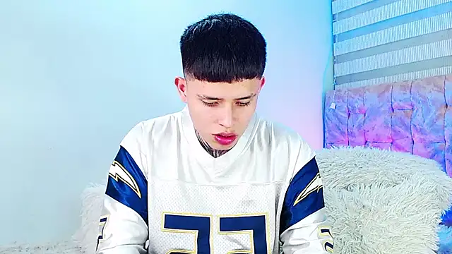  justinmoon2 online show from July 10, 2026, 6:24 am
