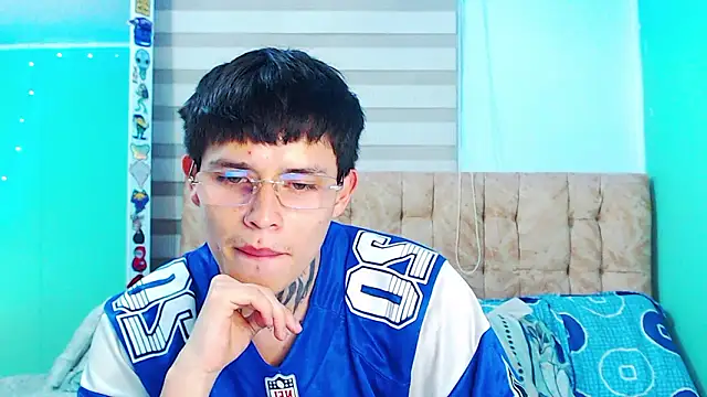  justinmoon2 online show from March 18, 2026, 4:59 am