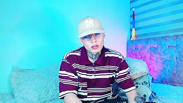  justinmoon2 online show from July 3, 2026, 5:14 am