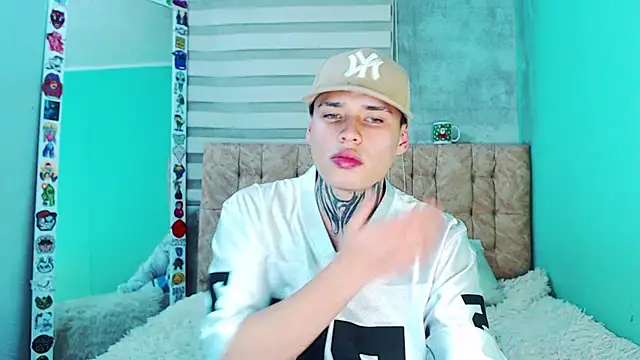 Snapshot of _justinmoon2 chatting on November 25, 2025, 4:24 am justinmoon2 online show from November 25, 2025, 4:24 am