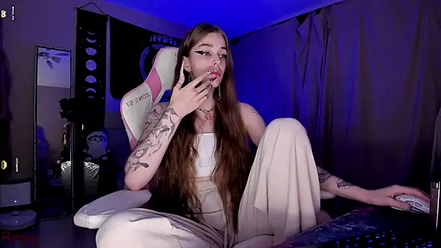 wet dream  online show from September 8, 2025, 5:23 pm