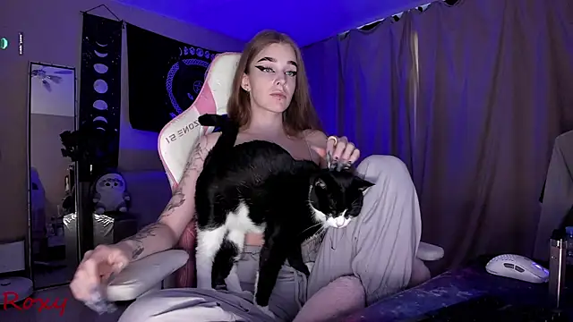 wet dream  online show from September 21, 2025, 8:08 am