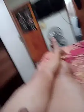 Snapshot of will1980 chatting on January 13, 2026, 12:47 am will1980 online show from January 13, 2026, 12:47 am