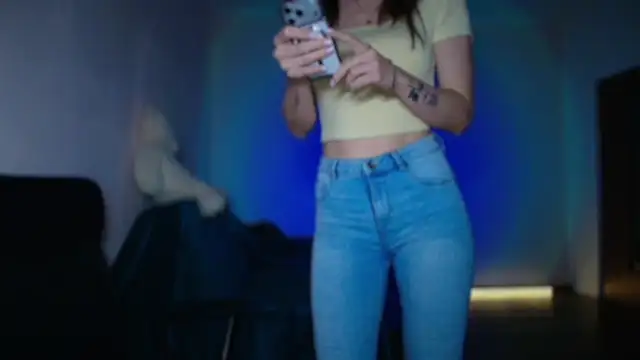 beauty bella online show from April 18, 2026, 6:32 pm