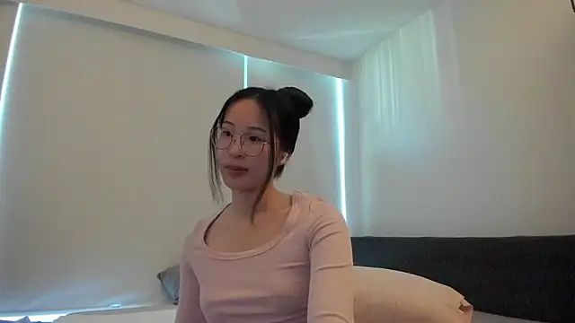 secretgirlfriendxo online show from June 18, 2026, 10:59 pm
