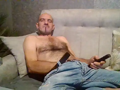 Snapshot of skorpibg65 chatting on December 1, 2025, 12:55 am skorpibg65 online show from December 1, 2025, 12:55 am