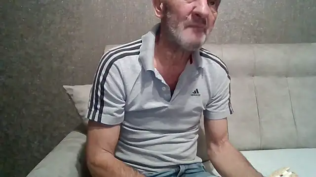 Snapshot of skorpibg65 chatting on February 9, 2026, 6:28 pm skorpibg65 online show from February 9, 2026, 6:28 pm