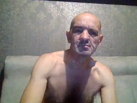 Snapshot of skorpibg65 chatting on December 13, 2025, 8:04 pm skorpibg65 online show from December 13, 2025, 8:04 pm