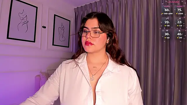 Snapshot of veronica185 chatting on November 16, 2025, 3:22 am veronica185 online show from November 16, 2025, 3:22 am