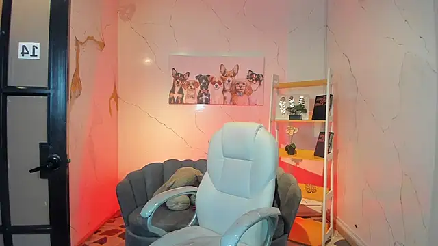 NiickyJones online show from November 13, 2025, 9:19 pm