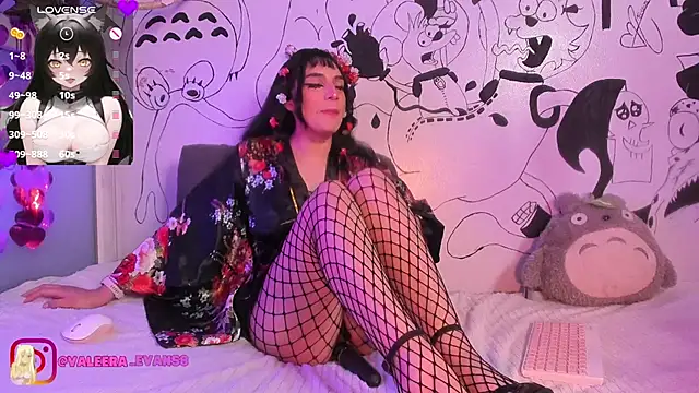 Valeera Evans8 online show from February 21, 2025, 4:29 am