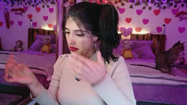 azahar  ziiz online show from March 21, 2026, 2:02 am