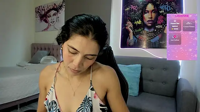 andykiuty online show from December 2, 2025, 3:58 pm