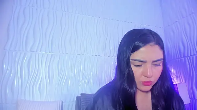 Abby  colins online show from September 22, 2025, 8:04 pm