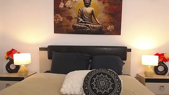 Snapshot of LauraGreen34 chatting on October 17, 2025, 7:11 am LauraGreen34 online show from October 17, 2025, 7:11 am