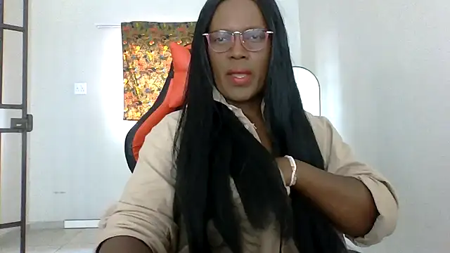 Snapshot of Malaika_Nkosi chatting on July 12, 2026, 9:32 am Malaika Nkosi online show from July 12, 2026, 9:32 am