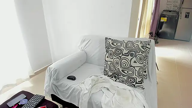 Anaasoofia online show from March 22, 2025, 6:03 pm