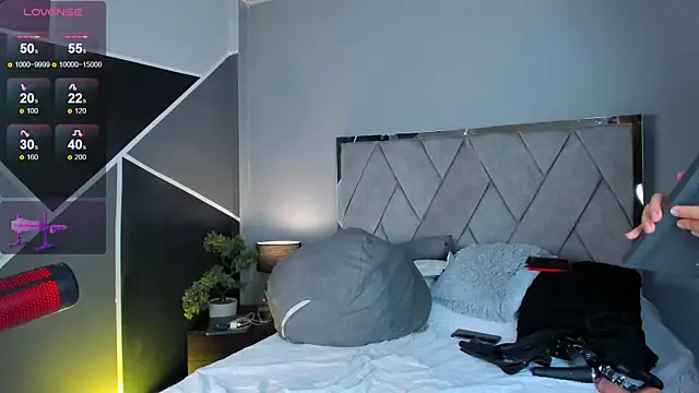 Snapshot of Markbrown chatting on September 15, 2025, 8:20 pm Markbrown online show from September 15, 2025, 8:20 pm