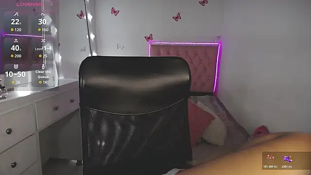 Snapshot of Celeste__sweetx chatting on November 19, 2025, 10:54 pm Celeste sweetx online show from November 19, 2025, 10:54 pm