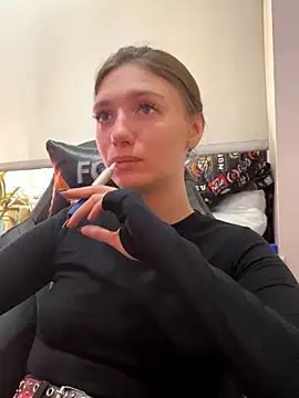 SwettyMolly online show from September 16, 2025, 6:47 am