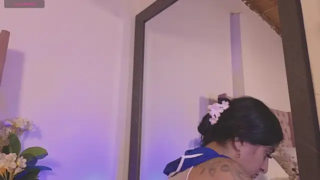  Linoshka 1 online show from April 21, 2026, 8:26 pm