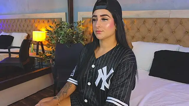  Linoshka 1 online show from March 4, 2025, 8:05 pm