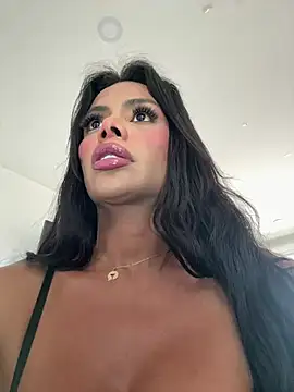 HOT LADY 777 online show from March 18, 2026, 8:21 pm