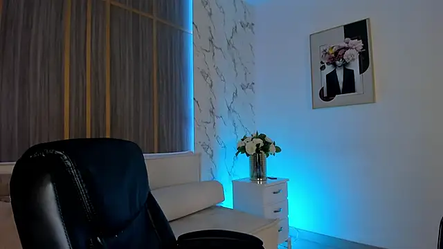 IsabellaAllen online show from February 24, 2026, 11:05 pm