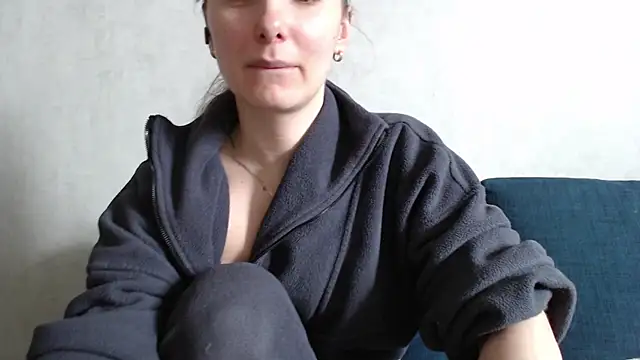 Jennna Maya online show from April 13, 2026, 9:24 am