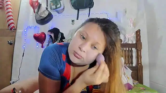 Snapshot of SofiaOlivares chatting on March 10, 2025, 6:12 pm SofiaOlivares online show from March 10, 2025, 6:12 pm