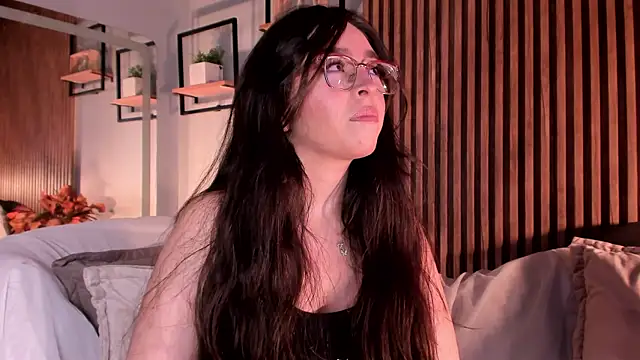 Eva Macalliter online show from July 29, 2026, 11:26 pm