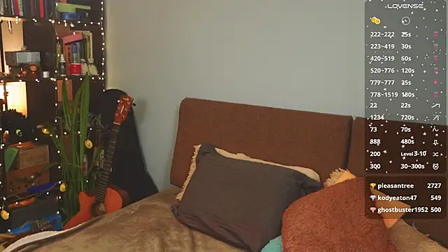 Snapshot of bananya_kitty chatting on February 16, 2026, 12:15 pm bananya kitty online show from February 16, 2026, 12:15 pm