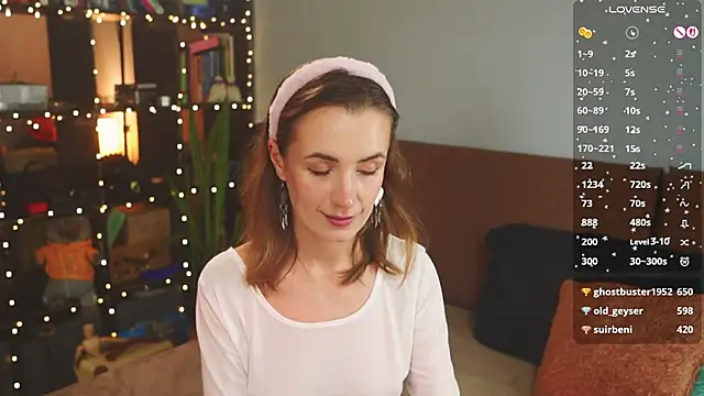 Snapshot of bananya_kitty chatting on January 8, 2026, 10:27 pm bananya kitty online show from January 8, 2026, 10:27 pm