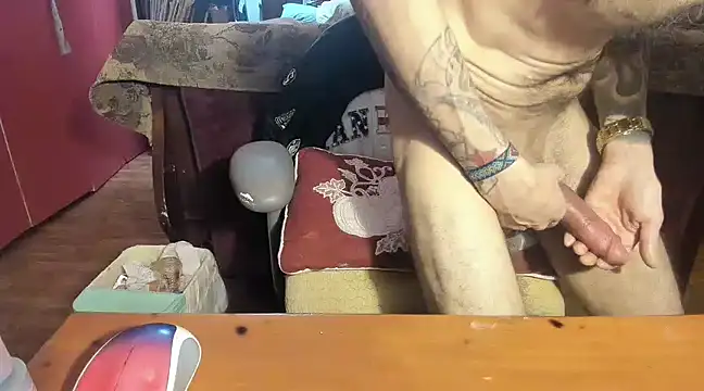 RoosterWabbit online show from March 21, 2025, 6:05 am