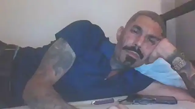 RoosterWabbit online show from September 23, 2025, 1:45 am